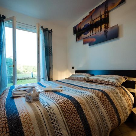 Oliva Apartment - Featuring A Private Garden And Access To A Pool Barcuzzi Экстерьер фото