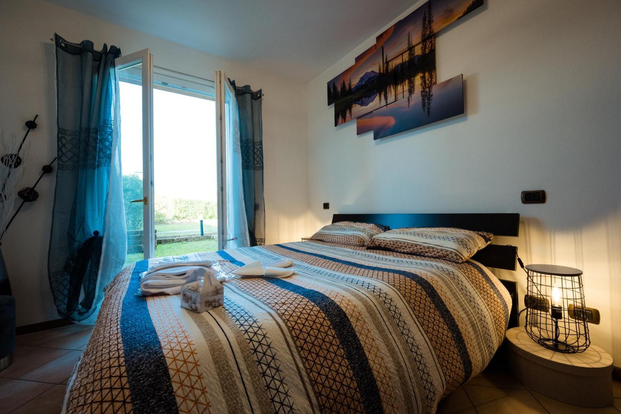 Oliva Apartment - Featuring A Private Garden And Access To A Pool Barcuzzi Экстерьер фото